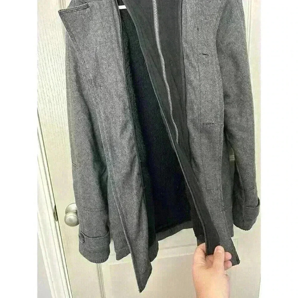 Men’s Wool Blend BKE Grey Pea Coat Slim Fit Medium W/Removable Hood. Heavy, Warm - Picture 10 of 16